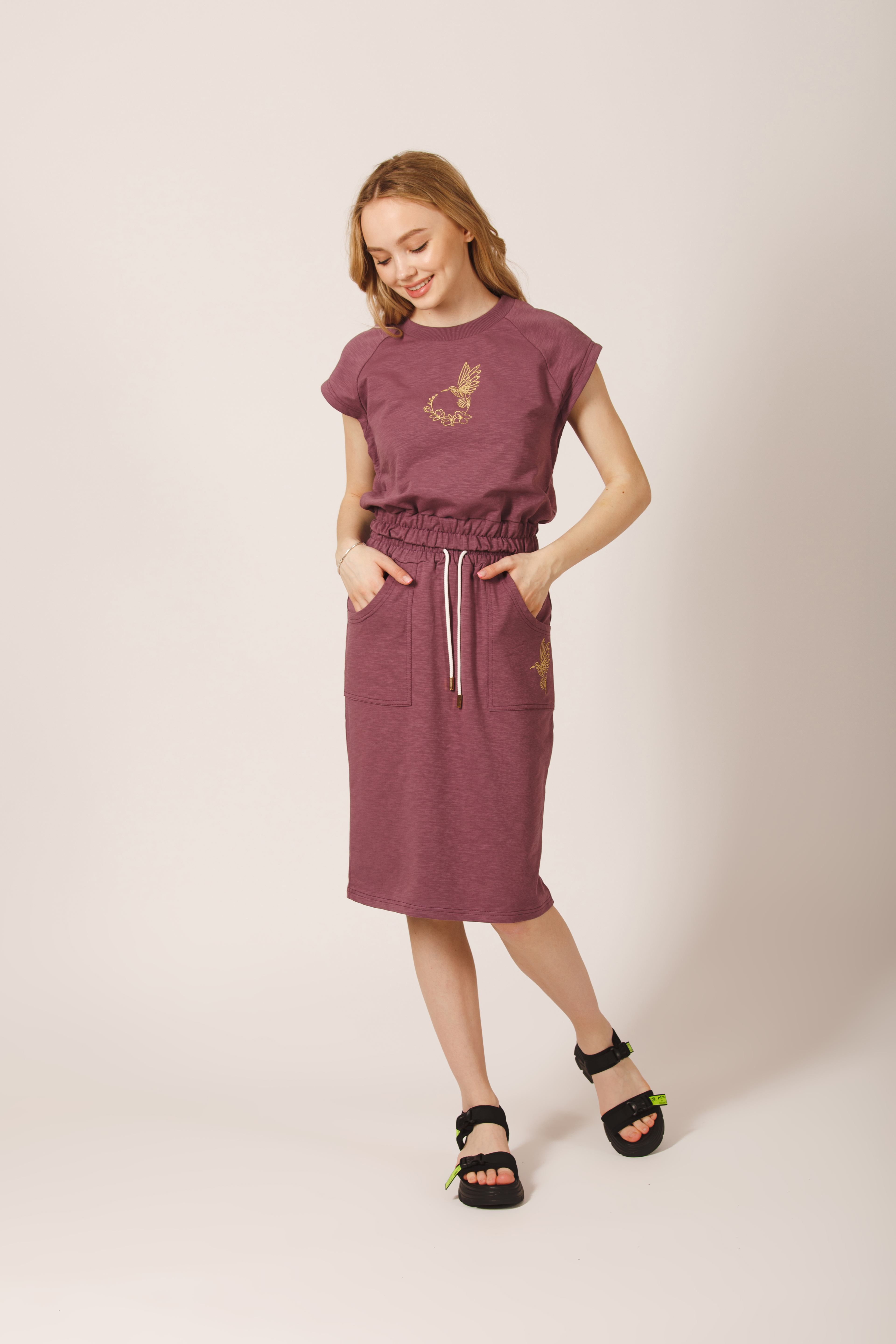 01-амарантовый