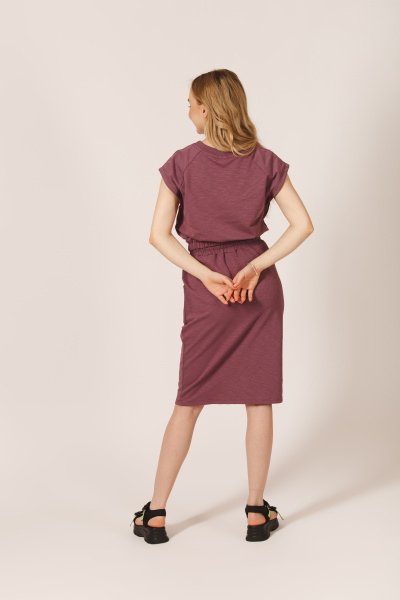 02-амарантовый